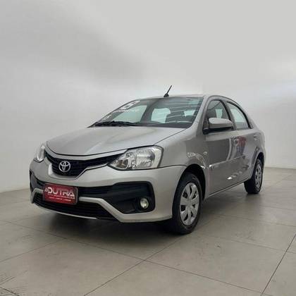 TOYOTA ETIOS 1.5 PLATINUM SEDAN 16V FLEX 4P AUTOMÁTICO TOYOTA ETIOS 1.5 PLATINUM SEDAN 16V FLEX 4P AUTOMÁTICO